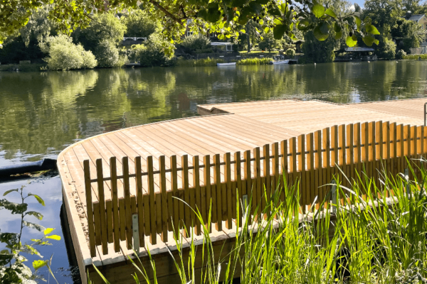 Järlasjön är Nackas största sjö och mycket